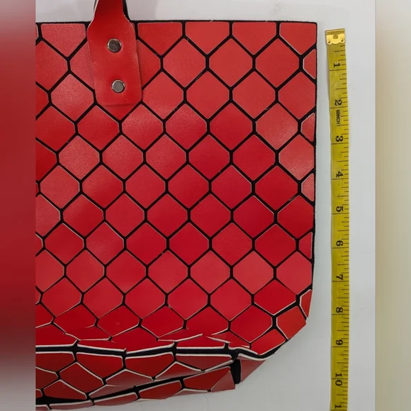 Patrizia Luca Red Geometric Faux Leather Tote Bag Modern Art Pop Chic Purse - Picture 3 of 13